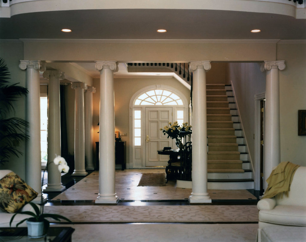 Smooth Scamozzi Columns in Living Room and Foyer
