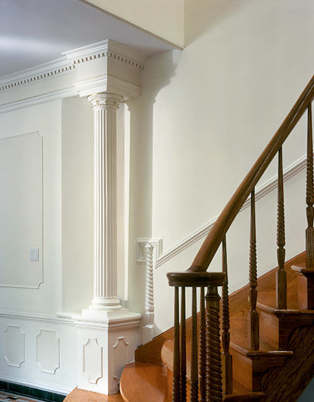 Fluted Non-Tapered Column Accentuates a Staircase
